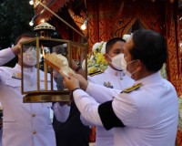 สมเด็จพระเจ้าอยู่หัวทรงพระกรุณาโปรดพระราชทานเพลิงศพ พระมงคลท ... พารามิเตอร์รูปภาพ 12