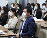 รองผู้ว่าราชการจังหวัดสุราษฎร์ธานี เป็นผู้แทนในการกล่าวต้อนร ... พารามิเตอร์รูปภาพ 10
