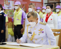 จังหวัดสุราษฎร์ธานี จัดพิธีลงนามถวายพระพร สมเด็จพระเจ้าลูกเธ ... พารามิเตอร์รูปภาพ 9