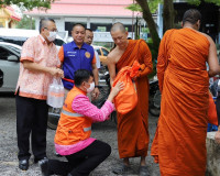 สุราษฎร์ธานี – ผู้ว่าฯ ติดตามการระบายผู้โดยสารเฟอร์รี่ตกค้าง ... พารามิเตอร์รูปภาพ 14