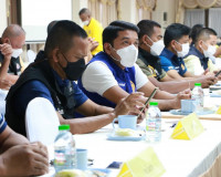 การประชุมคณะกรรมการศูนย์อำนวยการป้องกันและปราบปรามยาเสพติด จ ... พารามิเตอร์รูปภาพ 6