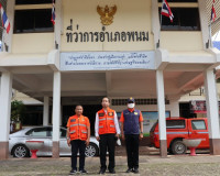 รองผู้ว่าราชการจังหวัดสุราษฎร์ธานี เดินไปตรวจเยี่ยมและให้กำล ... พารามิเตอร์รูปภาพ 1