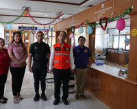 รองผู้ว่าราชการจังหวัดสุราษฎร์ธานี เดินทางไปตรวจเยี่ยมและให้ ... พารามิเตอร์รูปภาพ 3