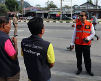 รองผู้ว่าราชการจังหวัดสุราษฎร์ธานี เดินทางไปตรวจเยี่ยมและให้ ... พารามิเตอร์รูปภาพ 8