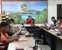 รองผู้ว่าราชการจังหวัดสุราษฎร์ธานี ลงพื้นที่ตรวจเยี่ยมและให้ ... พารามิเตอร์รูปภาพ 1