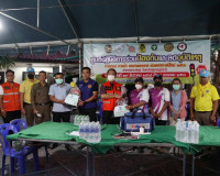 รองผู้ว่าราชการจังหวัดสุราษฎร์ธานี ลงพื้นที่ตรวจเยี่ยมและให้ ... พารามิเตอร์รูปภาพ 18