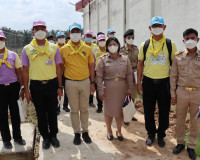 รองผู้ว่าราชการจังหวัดสุราษฎร์ธานี ให้การต้อนรับ พลตรี กัลย์ ... พารามิเตอร์รูปภาพ 9
