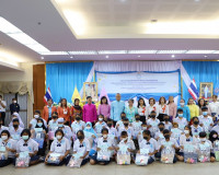 จังหวัดสุราษฎร์ธานีร่วมมอบทุนการศึกษานักเรียนที่ขาดแคลน ถวาย ... พารามิเตอร์รูปภาพ 17