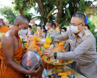 จังหวัดสุราษฎร์ธานีจัดพิธีตักบาตร-ฉลองพระใหม่ โครงการบรรพชาอ ... พารามิเตอร์รูปภาพ 5