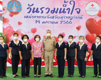ภาคส่วนต่างๆ พร้อมใจมอบสิ่งของและปัจจัยให้เหล่ากาชาดจังหวัดส ... พารามิเตอร์รูปภาพ 3