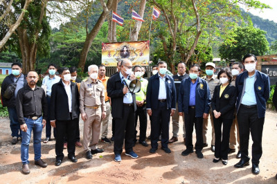 รองประธานวุฒิสภา พร้อมด้วย คณะอนุกรรมาธิการเผยแพร่ข้อมูลประช ... พารามิเตอร์รูปภาพ 1