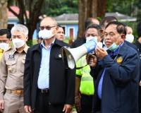 รองผู้ว่าราชการจังหวัดสุราษฎร์ธานี เดินทางไปพื้นที่อำเภอบ้าน ... พารามิเตอร์รูปภาพ 2