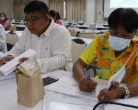 การประชุมเร่งรัดติดตามการใช้จ่ายและเบิกจ่ายเงินงบประมาณของจั ... พารามิเตอร์รูปภาพ 13