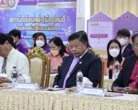 รองผู้ว่าราชการจังหวัดสุราษฎร์ธานี ร่วมเป็นเกียรติและกล่าวต้ ... พารามิเตอร์รูปภาพ 15