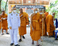 ผู้ว่าราชการจังหวัดสุราษฎร์ธานี ร่วมพิธีฉลองสมณศักดิ์ พระราช ... พารามิเตอร์รูปภาพ 15