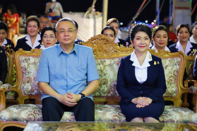 จังหวัดสุราษฎร์ธานีร่วมกับเหล่ากาชาดจังหวัดสุราษฎร์ธานีออกรา ... พารามิเตอร์รูปภาพ 1