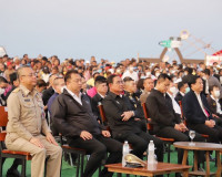 นายกรัฐมนตรี ลงพื้นที่ จ.สุราษฎร์ธานี ตรวจเยี่ยมพื้นที่บริหา ... พารามิเตอร์รูปภาพ 3
