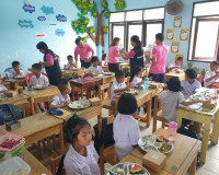 พิธีมอบวัสดุอุปกรณ์การศึกษา และอุปกรณ์กีฬาให้แก่โรงเรียนตำรว ... พารามิเตอร์รูปภาพ 57