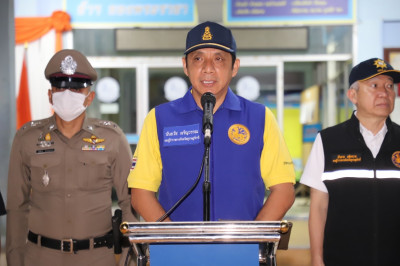 รองผู้ว่าราชการจังหวัดสุราษฎร์ธานี นำทีมฝ่ายปกครอง สนธิกำลัง ... พารามิเตอร์รูปภาพ 1