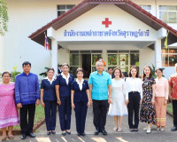 ผู้ว่าราชการจังหวัดสุราษฎร์ธานี จับมือนายกเหล่ากาชาดจังหวัดส ... พารามิเตอร์รูปภาพ 19