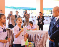 องคมนตรี ตรวจเยี่ยมโรงพยาบาลสมเด็จพระยุพราชเวียงสระ จ.สุราษฎ ... พารามิเตอร์รูปภาพ 15