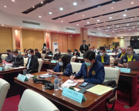 รองผู้ว่าราชการจังหวัดสุราษฎร์ธานี ให้การต้อนรับคณะกรรมาธิกา ... พารามิเตอร์รูปภาพ 1