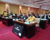รองผู้ว่าราชการจังหวัดสุราษฎร์ธานี ให้การต้อนรับคณะกรรมาธิกา ... พารามิเตอร์รูปภาพ 5