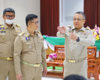 ผู้ว่าราชการจังหวัดสุราษฎร์ธานี ตรวจเยี่ยม การรับสมัครเลือกต ... พารามิเตอร์รูปภาพ 3