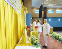 สาธารณสุขจังหวัดสุราษฎร์ธานี จัดพิธีรับพระราชทานเครื่องราชอิ ... พารามิเตอร์รูปภาพ 4