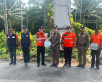รองผู้ว่าราชการจังหวัดสุราษฎร์ธานี ลงพื้นที่ตรวจเยี่ยมให้กำล ... พารามิเตอร์รูปภาพ 1