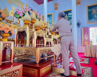 นายบันดาล สภิรชวาล เป็นประธานฝ่ายฆราวาส พิธีถวายภัตตาหารเพล  ... พารามิเตอร์รูปภาพ 1