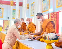 นายบันดาล สภิรชวาล เป็นประธานฝ่ายฆราวาส พิธีถวายภัตตาหารเพล  ... พารามิเตอร์รูปภาพ 7