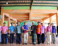 ผู้ว่าราชการจังหวัดสุราษฎร์ธานี พร้อมด้วยส่วนราชการ ร่วมส่งม ... พารามิเตอร์รูปภาพ 8