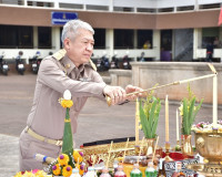 โครงการสักการะสิ่งศักดิ์สิทธิ์ในพิธีการศพที่ได้รับพระราชทาน  ... พารามิเตอร์รูปภาพ 2