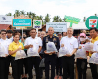 วันแรงงานแห่งชาติ จังหวัดสุราษฎร์ธานี ประจำปี 2566 &quot;แรงงานสุ ... พารามิเตอร์รูปภาพ 10