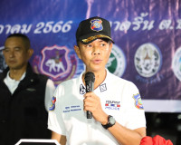 ผู้ว่าราชการจังหวัดสุราษฎร์ธานี จับมือ ผู้บัญชาการตำรวจท่องเ ... พารามิเตอร์รูปภาพ 3