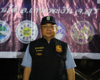 ผู้ว่าราชการจังหวัดสุราษฎร์ธานี จับมือ ผู้บัญชาการตำรวจท่องเ ... พารามิเตอร์รูปภาพ 7