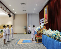 จังหวัดสุราษฎร์ธานีจัดพิธีวางพานพุ่มดอกไม้ถวายราชสักการะ เฉล ... พารามิเตอร์รูปภาพ 4