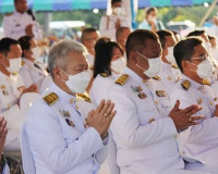 จังหวัดสุราษฎร์ธานี พร้อมใจร่วมพิธีทำบุญตักบาตรข้าวสารอาหารแ ... พารามิเตอร์รูปภาพ 7