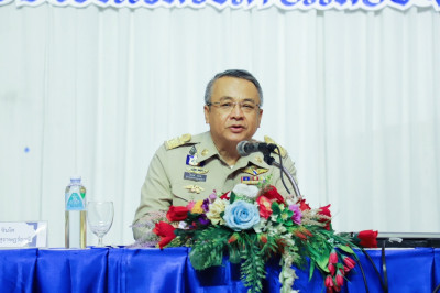 จังหวัดสุราษฎร์ธานีจัดการประชุมชี้แจงการขับเคลื่อนกิจกรรม “6 ... พารามิเตอร์รูปภาพ 1