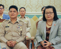 จังหวัดสุราษฎร์ธานีจัดการประชุมชี้แจงการขับเคลื่อนกิจกรรม “6 ... พารามิเตอร์รูปภาพ 8