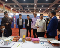 รองผู้ว่าราชการจังหวัดสุราษฎร์ธานี ร่วมพิธีเปิดงานมหกรรมการเ ... พารามิเตอร์รูปภาพ 7