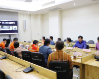 ผู้ว่าราชการจังหวัดสุราษฎร์ธานี ร่วมติดตามการนำเสนอผลการจัดท ... พารามิเตอร์รูปภาพ 9