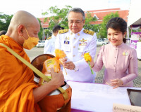 พุทธศาสนิกชนจังหวัดสุราษฎร์ธานีพร้อมใจทำบุญตักบาตร ถวายพระรา ... พารามิเตอร์รูปภาพ 10