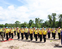 พุทธศาสนิกชนจังหวัดสุราษฎร์ธานีพร้อมใจทำบุญตักบาตร ถวายพระรา ... พารามิเตอร์รูปภาพ 25