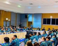 รองผู้ว่าราชการจังหวัดสุราษฎร์ธานี กล่าวต้อนรับ นางสาวฐาปนีย ... พารามิเตอร์รูปภาพ 4
