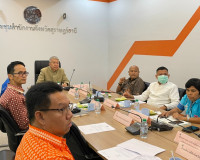 รองผู้ว่าราชการจังหวัดสุราษฎร์ธานี ร่วมรับฟังการจัดทำแผนยุทธ ... พารามิเตอร์รูปภาพ 2
