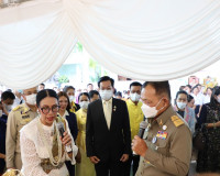 องคมนตรี ลงพื้นที่จังหวัดสุราษฎร์ธานีตรวจเยี่ยมและติดตามการด ... พารามิเตอร์รูปภาพ 9