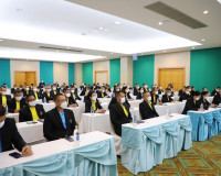 รองผู้ว่าราชการจังหวัดสุราษฎร์ธานี ให้การต้อนรับพลอากาศตรี ว ... พารามิเตอร์รูปภาพ 4