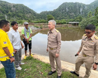รองผู้ว่าราชการจังหวัดสุราษฎร์ธานี ร่วมกับนายสำนวน ทองศรี นา ... พารามิเตอร์รูปภาพ 10